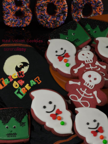 Red Velvet Halloween Cookie
